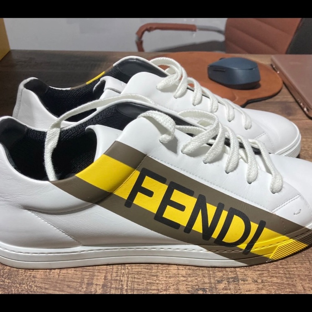 COPY - Fendi sneakers . Size 10 CLEAN